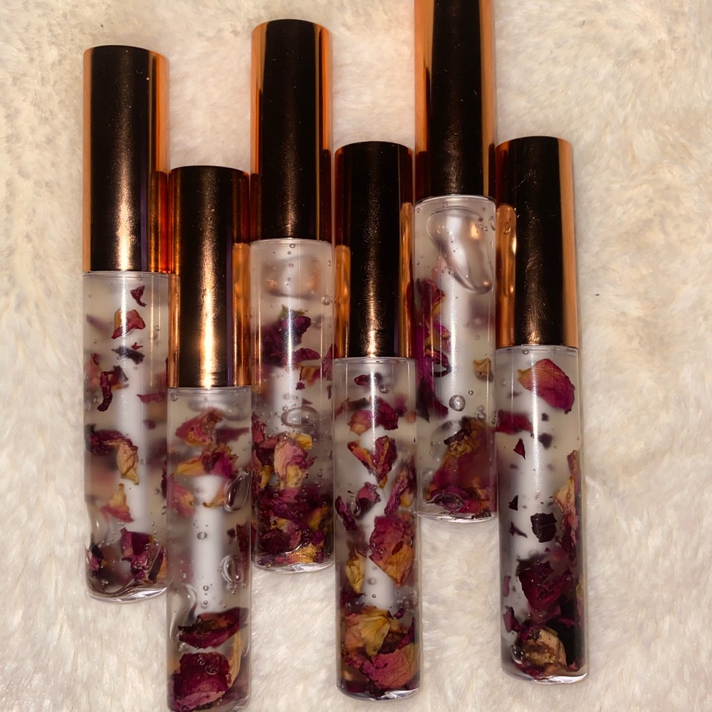 Rose decorated clear lip gloss🌹